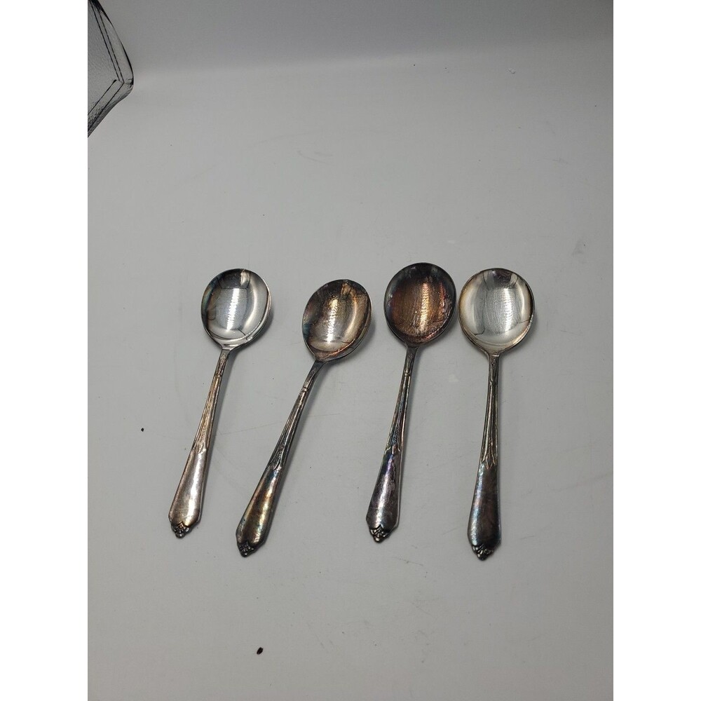 4 Vtg Rogers International Silver Silver-Plate Inspiration Round Bowl Soup Spoon